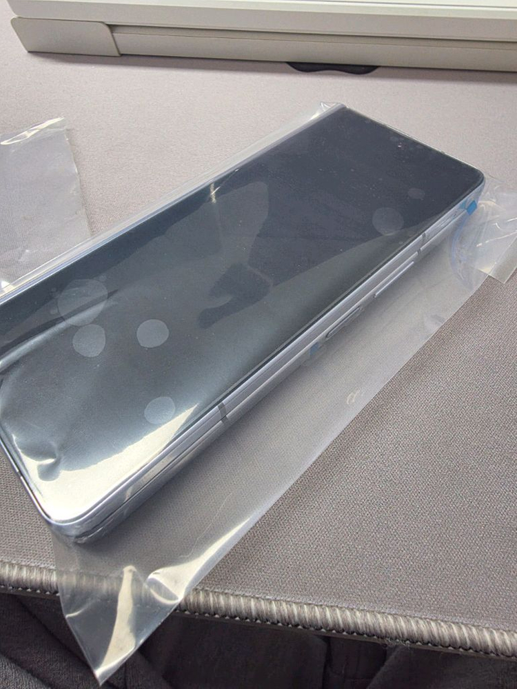 폴드5 256 올갈이 후 미사용 판매합니다 이미지