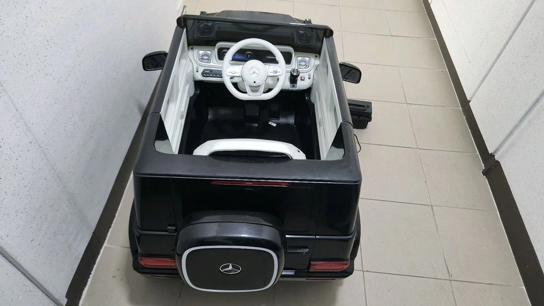 메르세데스 벤츠 G63 전동차 이미지