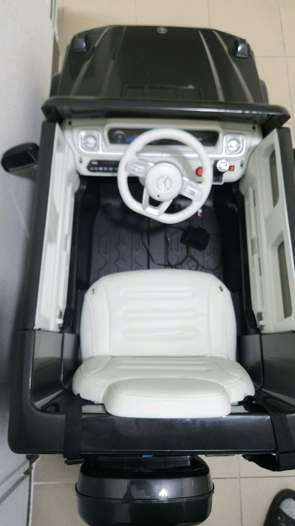 메르세데스 벤츠 G63 전동차 이미지