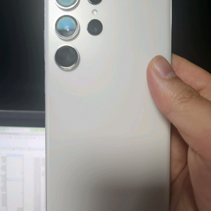 갤럭시 S23울트라 256기가 화이트 이미지