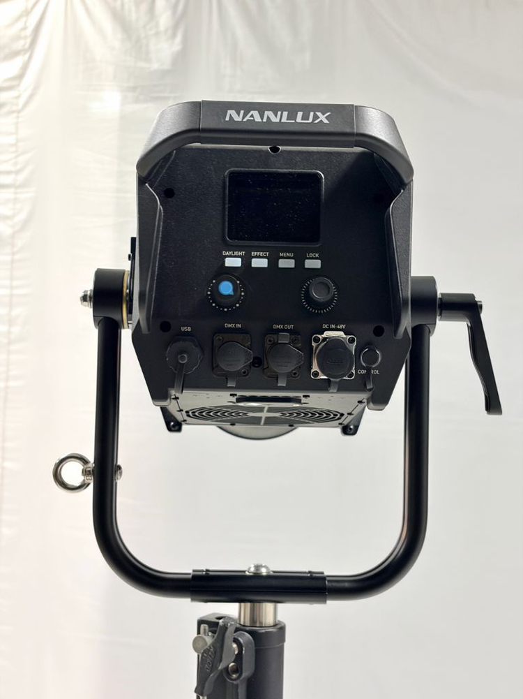 NANLUX 난룩스 Evoke 1200 LED 조명--4