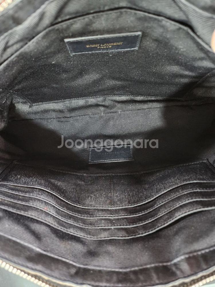 생로랑 마틀라세 금장 모노그램 스트랩 클러치백--6