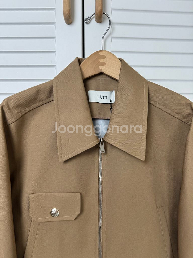 [새상품] 한섬 래트 LATT 베이지 칼라 방수 자켓--1