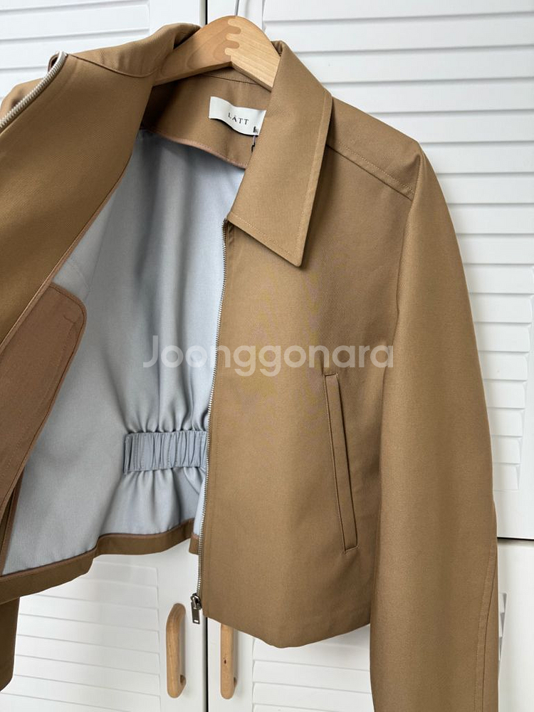 [새상품] 한섬 래트 LATT 베이지 칼라 방수 자켓--3