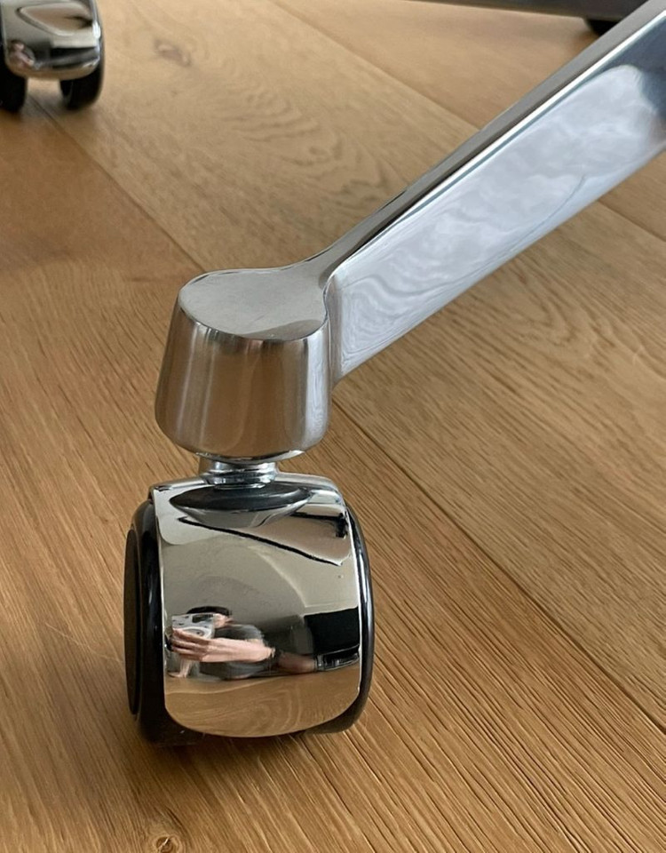 임스 체어 테스크 암체어 체커 보드 패브릭 (새제품) 이미지