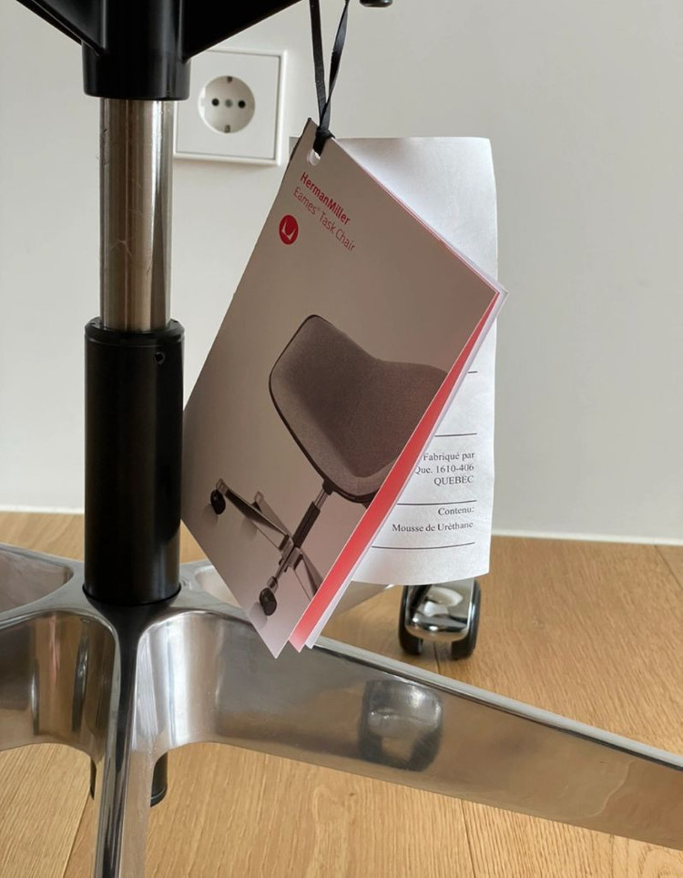 임스 체어 테스크 암체어 체커 보드 패브릭 (새제품) 이미지