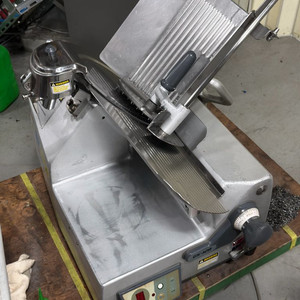 후지 고급형 탁상형 육절기 gs-12a