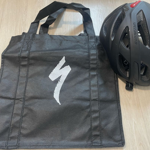 스페셜라이즈드 아동헬멧