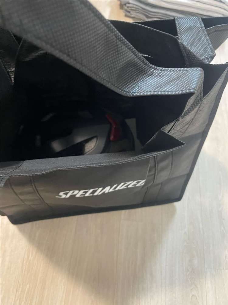 스페셜라이즈드 아동헬멧--9