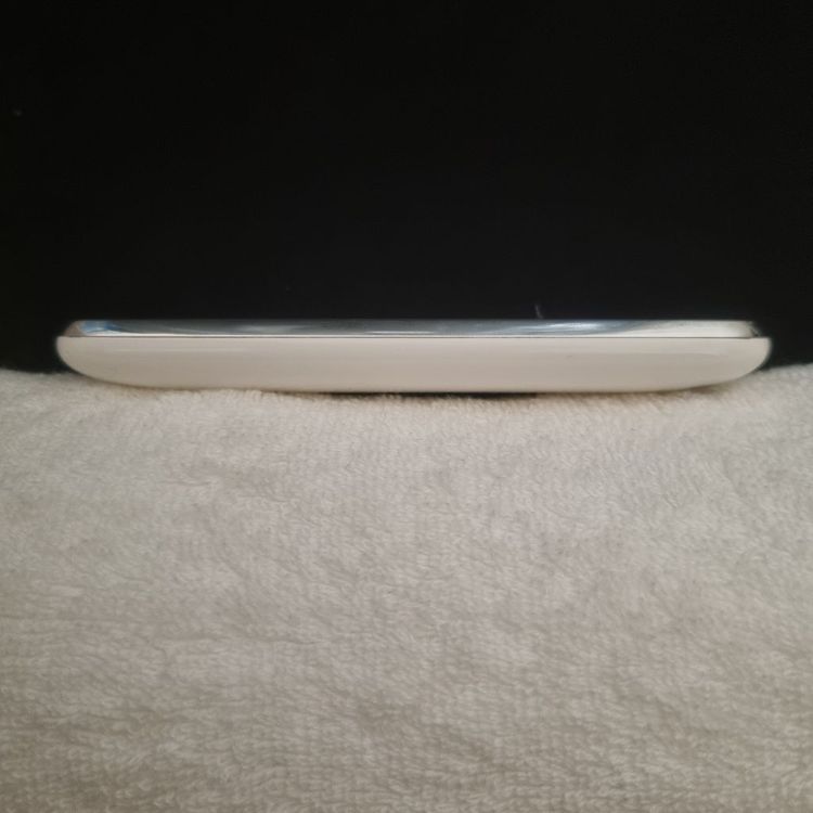 아이폰 3GS 32GB 화이트 이미지