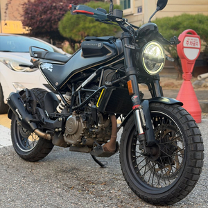 초특가)허스크바나 스바르트필렌125 23년3천 신차급차량 판매합니다