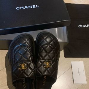 수입 양가죽클로그 245사이즈 아스띠에 시에 유메르 시크드 츄네집