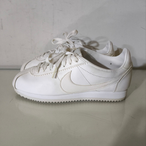 235mm 나이키 코르테즈 레더 스니커즈