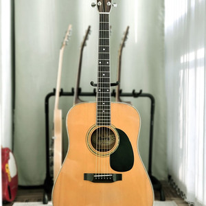 1970's 올드 모리스(Morris) 어쿠스틱 기타
