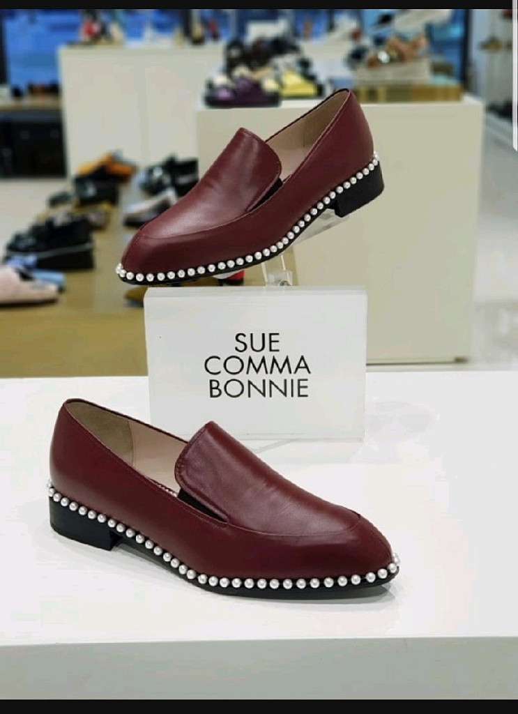 슈콤마보니 펄 장식 로퍼--0