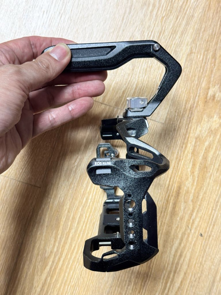 스몰리그 블랙맘바 캐논 r5/r6 케이지--3