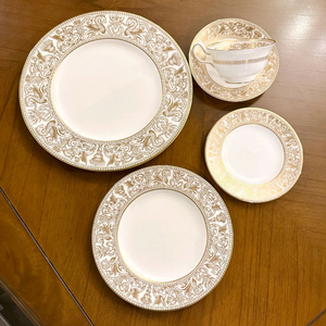 영국 엔틱 웨지우드 골드 플로렌틴 찻잔 5pcs 세트