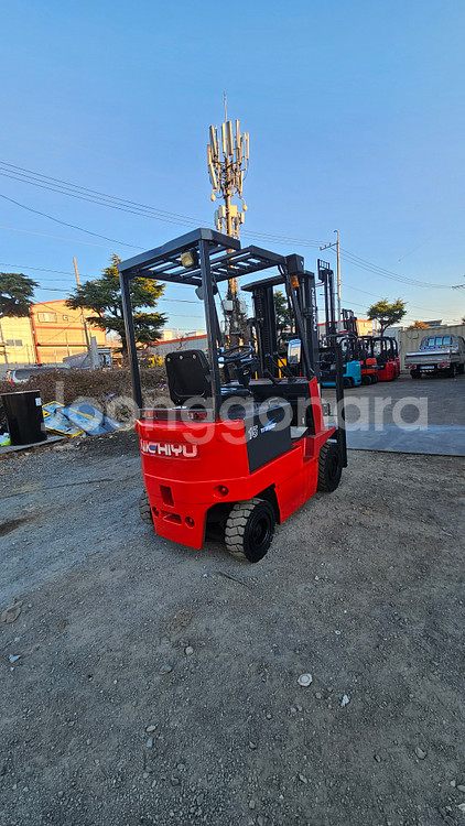 가성비좋은 니찌유 좌식1.5톤 전동지게차 삼단인상4.5m 650만--3