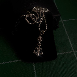 크롬하츠 플레어 목걸이 실버