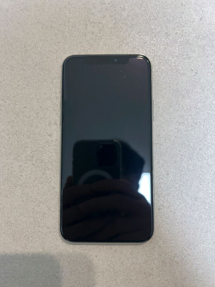 아이폰11프로 256기가 화이트 팔아요 이미지