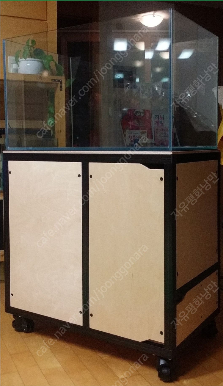 2자반 수제작 축양장/받침대/거치대 (어항 포함) / 경기 광명--1