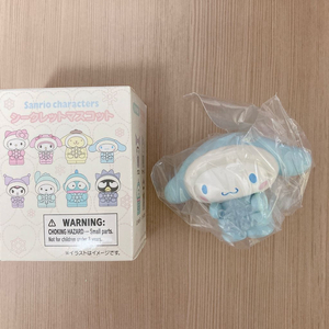 산리오 캐릭터즈 후와푸쿠 윈터 시크릿 마스코트(시나몬)