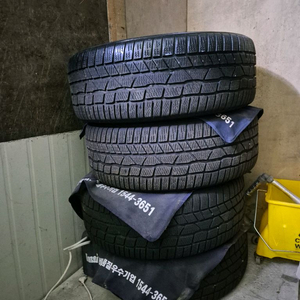 245/40R19 겨울타이어