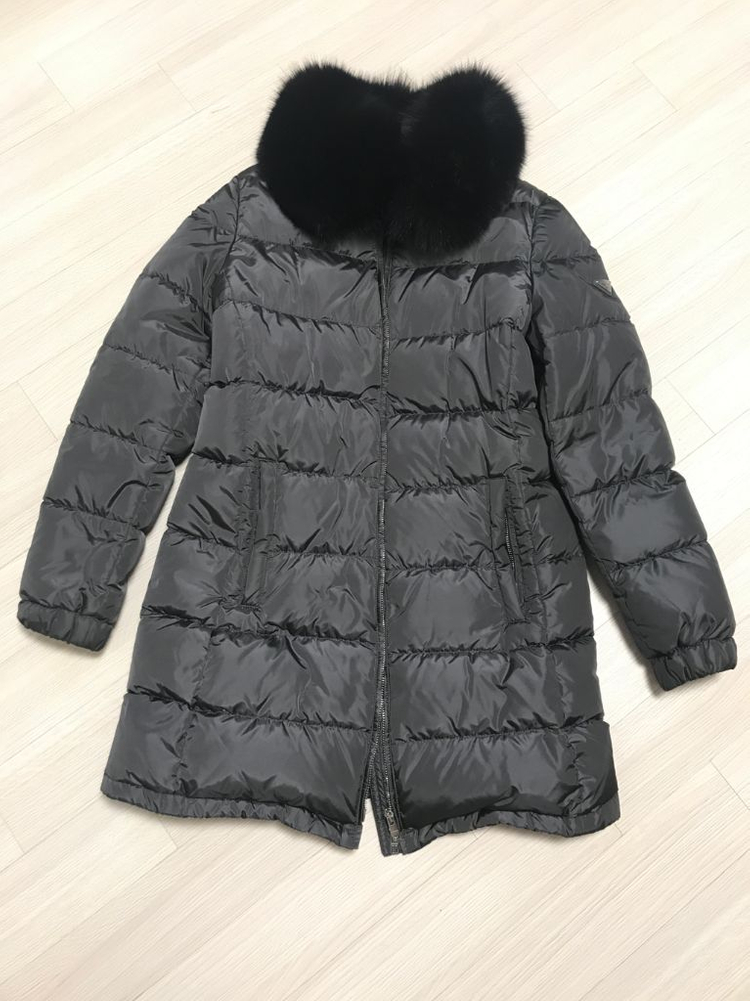 프라다 폭스퍼 패딩 66사이즈--1