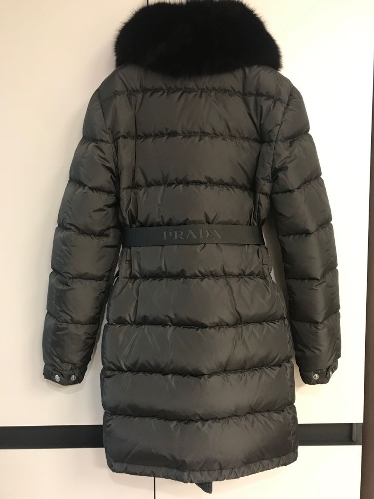프라다 폭스퍼 패딩 66사이즈--8