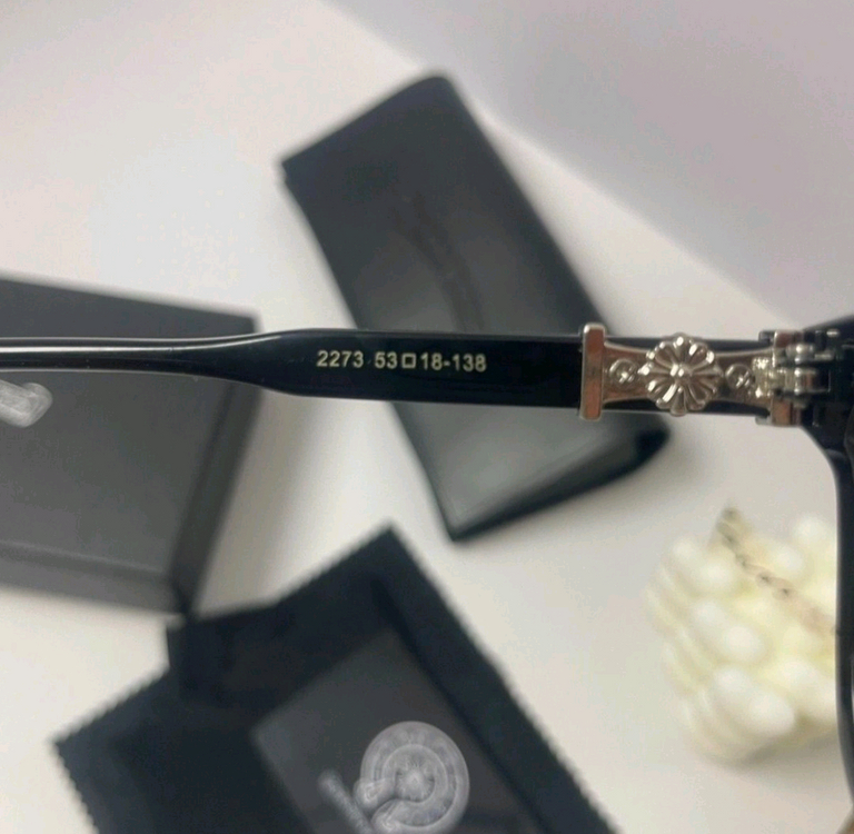 (새상품)크롬하츠 콕스 어커 블랙실버 안경 남녀공용 이미지