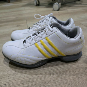 아디다스 골프 여성가죽 골프화 225mm