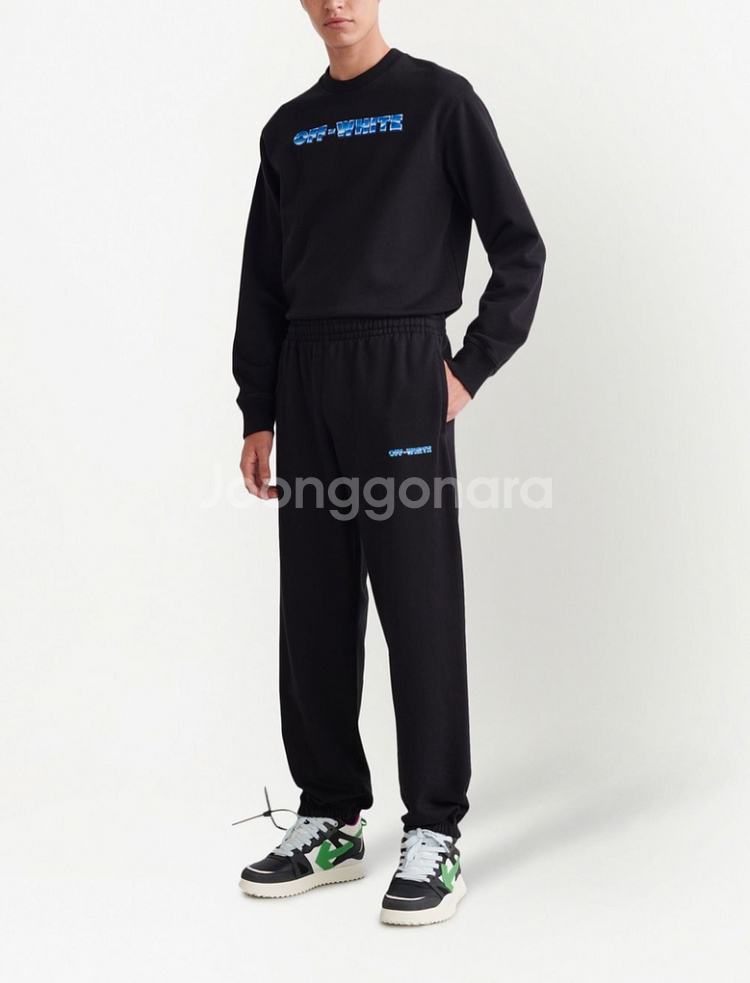 오프화이트 블루메탈 에로우 슬림 스웨트 팬츠 조거 트레--0