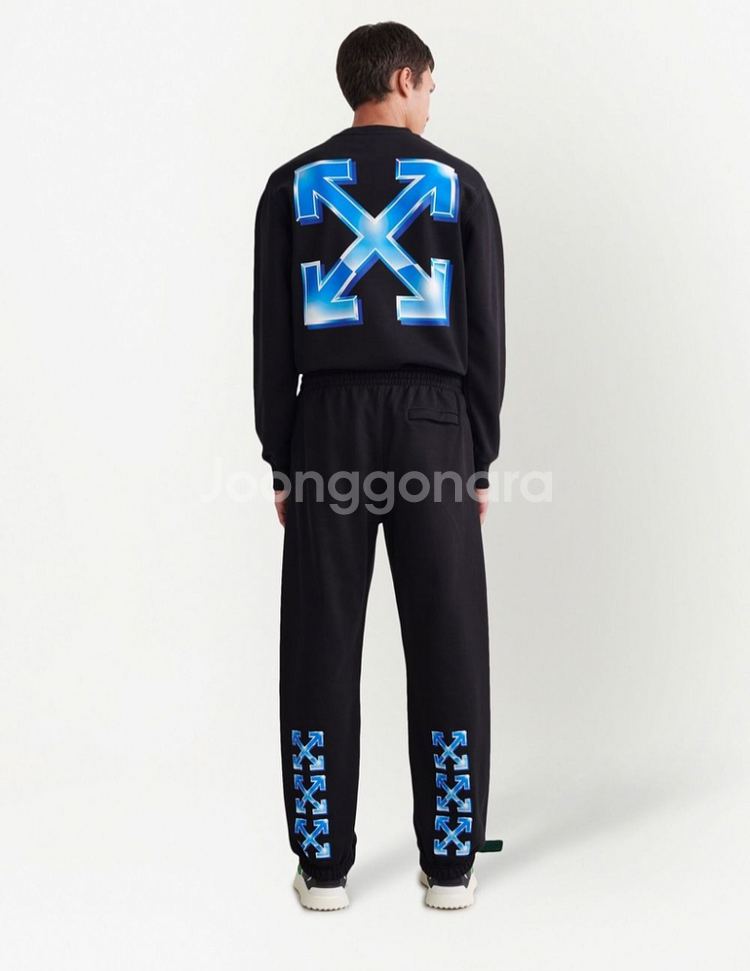 오프화이트 블루메탈 에로우 슬림 스웨트 팬츠 조거 트레--2