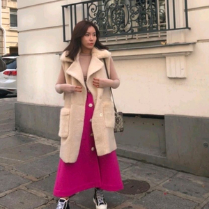 아브컬렉션 에코퍼 무스탕 조끼 블랙 여성 베스트 이미지