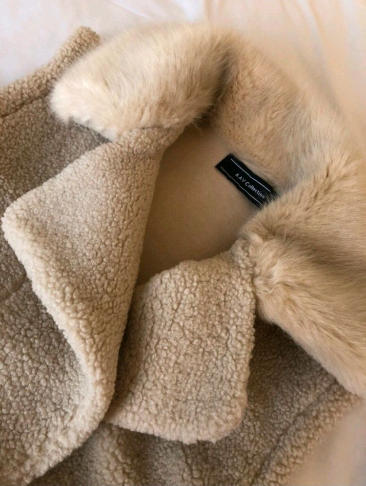 아브컬렉션 에코퍼 무스탕 조끼 블랙 여성 베스트 이미지