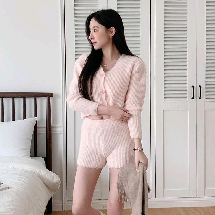울 니트 V넥 크롭 가디건 나시 숏팬츠 세트--0