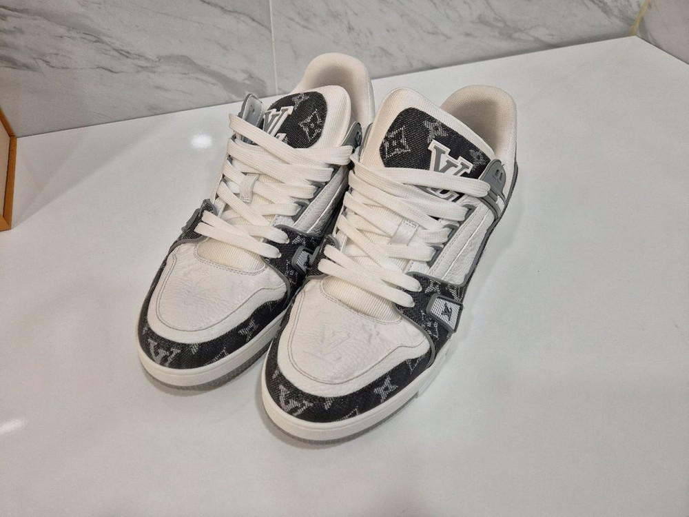 루이비통 LV 트레이너 스니커즈 이미지