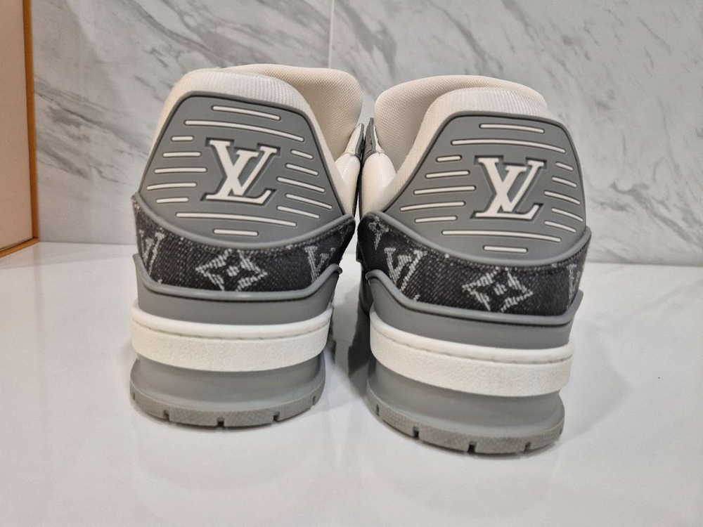 루이비통 LV 트레이너 스니커즈 이미지