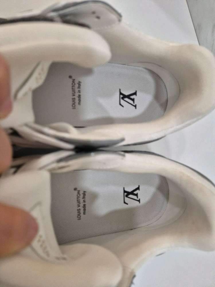 루이비통 LV 트레이너 스니커즈 이미지