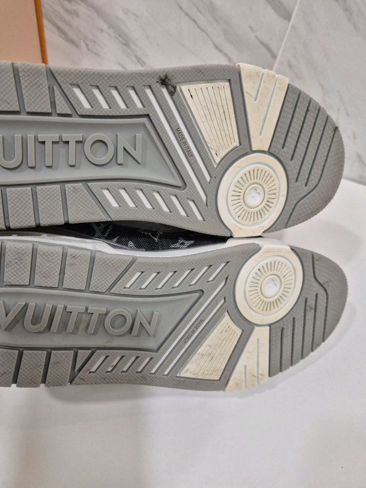 루이비통 LV 트레이너 스니커즈 이미지