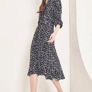 한섬 마인 넥 프릴 원피스