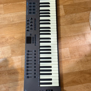 넥타임팩트 LX61+ 미디키보드 61건반