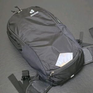 도이터 레이스 에어 10 등산가방 라이딩가방