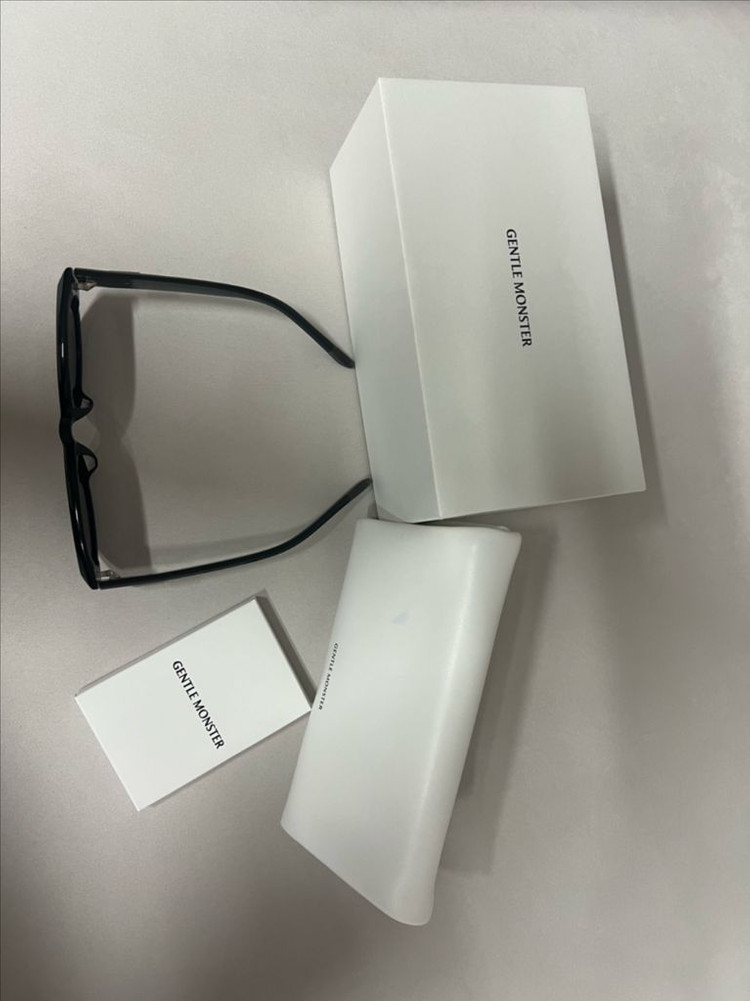 젠틀몬스터 선글라스 void 보이드--1