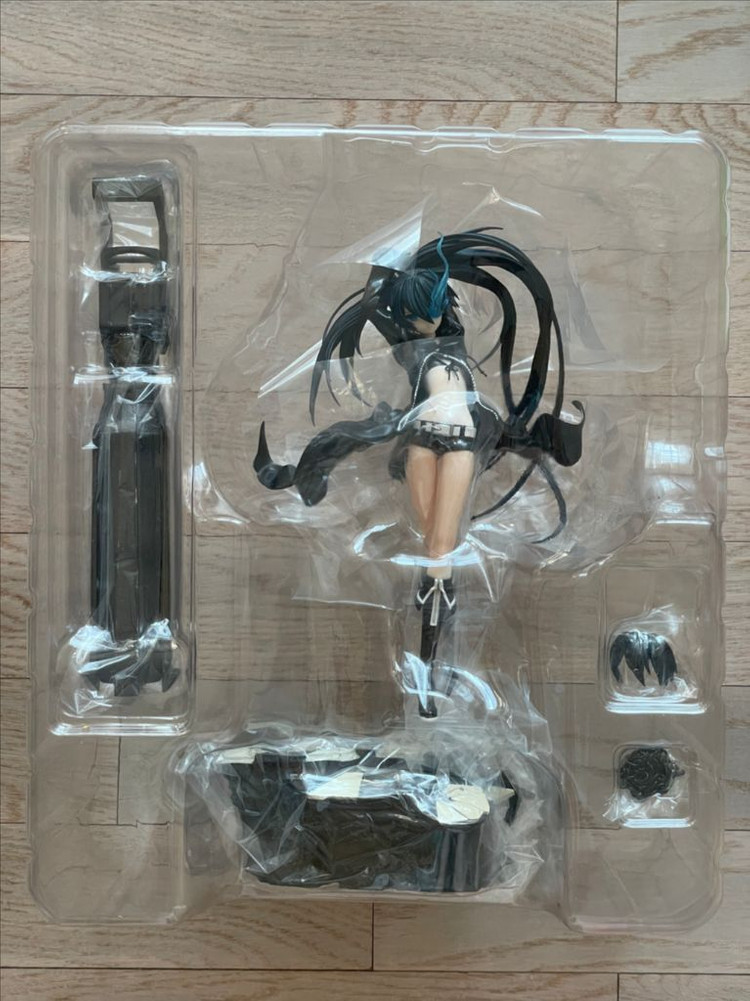 블랙록슈터 1/8 스케일 피규어--1