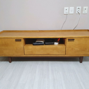 핀란디아 벨덴 1600 거실장, TV장