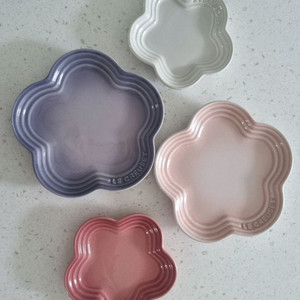 르크루제 플라워 일괄