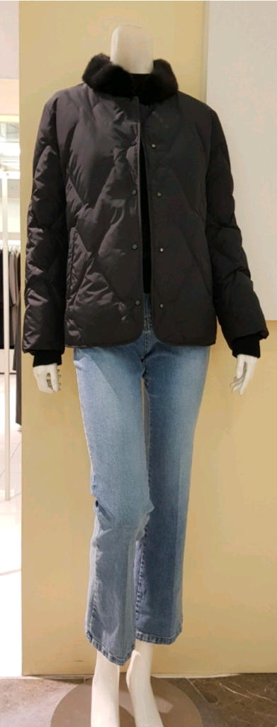 KL 케이엘 리얼밍크카라 퀼팅 구스다운 패딩 자켓 55사이즈 새제품 블랙컬러--0