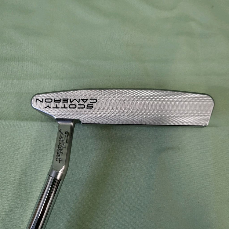 스카티카메론 스폐셜뉴포트25퍼터 35인치 정품 E507124 이미지