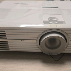 옵토마 SUHD60 4K 빔프로젝터 이미지